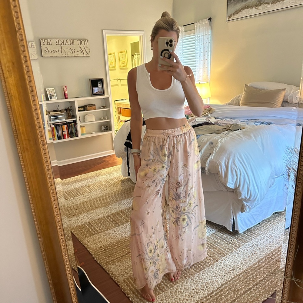 H&M Pink Floral Shear Flowy Pant